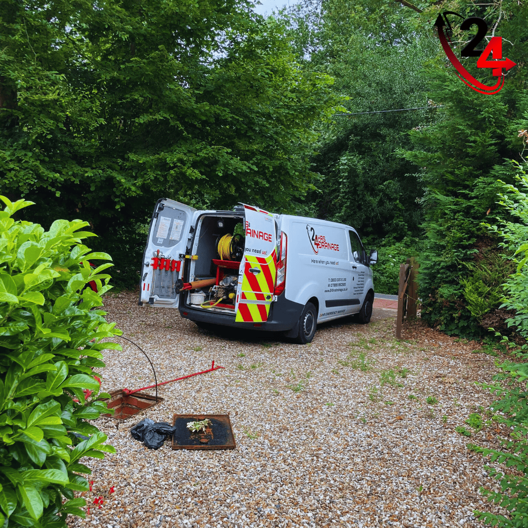 Residential Area Emergency Drain Maintenance